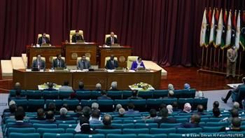 مجلس الوزراء الليبي يصدر قرارًا بفرض حظر تجول لمدة أسبوعين ببعض البلديات بسبب كورونا