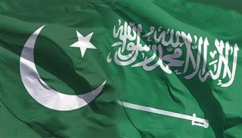 السعودية وباكستان تبحثان تعزيز العلاقات الثنائية