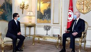 وزير خارجية المغرب يسلم الرئيس التونسي رسالة من الملك محمد السادس