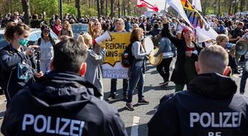 حظر 12 مسيرة مناهضة لمواجهة كورونا في برلين