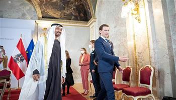 ولي عهد أبوظبي ومستشار النمسا يبحثان العلاقات الإماراتية النمساوية