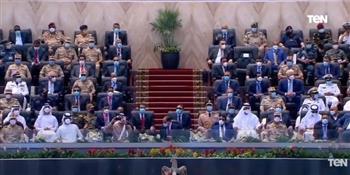 ولي عهد أبو ظبي يوثق افتتاح قاعدة 3 يوليو البحرية (فيديو)