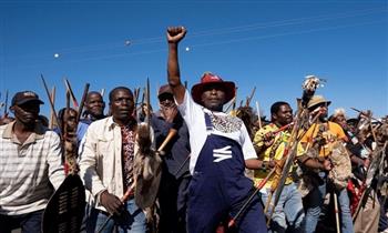 تظاهر المئات دعماً لرئيس جنوب إفريقيا السابق