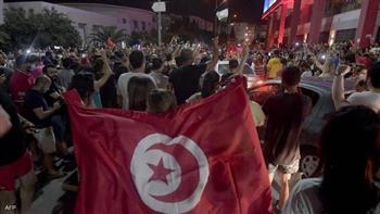 صحفية تونسية: نحن في حاجة لحكومة متخصصة تنقذ البلاد (فيديو)