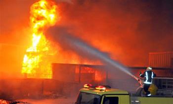 حريق هائل في سوق المرج.. والحماية المدنية تدفع بـ4 سيارات إطفاء 