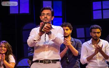 المخرج المسرحي محمد خلف: "صيد الفئران" يقدم ثنائية هو وهي