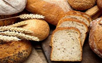 «3 مخاطر كارثية تؤدى للوفاة».. احذر تناول الخبز الأبيض