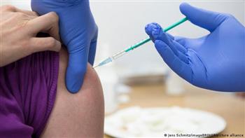 الفلبين تهدف لتطعيم 90% من فئة كبار السن ضد كورونا نهاية يوليو الجاري