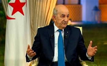 الرئيس الجزائري يجري اتصالا هاتفيا مع نظيره التونسي