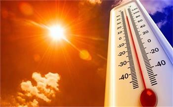 وكيل مركز الاستشعار: صيف هذا العام الأكثر حرارة.. ونحذر من التعرض لأشعة الشمس (فيديو)