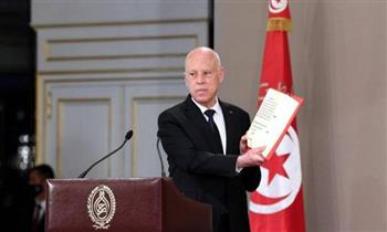 أحزاب تونسية تعلن دعم قرارت قيس سعيد لتفكيك منظومة الفساد والإرهاب 