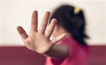 «هاتي بوسة أنا زي بابا».. تحقيقات النيابة في واقعة التحرش بطفلة الطالبية 
