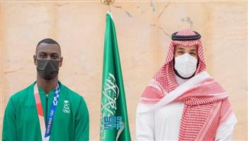 ولي العهد السعودي يستقبل طارق حامدي صاحب فضية أولمبياد طوكيو