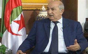 الرئيس الجزائري يوجه بتسخير كل الإمكانيات المادية والبشرية لإخماد 71 حريقًا