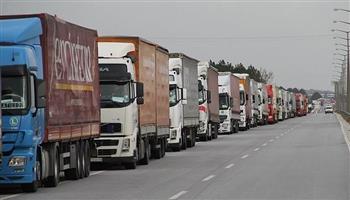 أذربيجان تحتج على دخول شاحنات إيرانية إلى كارباخ