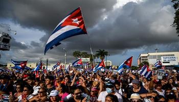 الولايات المتحدة تدعو حكومة كوبا إلى الإفراج عن المتظاهرين المعتقلين