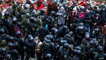 وزير داخلية بيلاروسيا: مستوى العدوانية خلال الاحتجاجات لم يكن متوقعًا