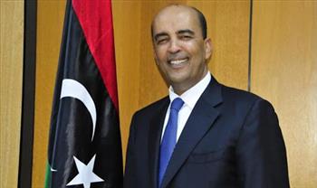 عضو المجلس الرئاسي الليبي يتلقى اتصالاً هاتفياً من مساعد وزير الخارجية الأمريكي لشؤون الشرق الأوسط