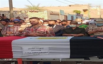 نائب محافظ المنيا يشهد تشييع جثمان شهيد الواجب الوطني بـ«ملوي»