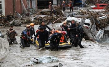 ارتفاع حصيلة ضحايا الفيضانات شمالي تركيا إلى 40 قتيلا على الأقل