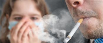 تحذير خطير.. التدخين يزيد من فرص الإصابة بالفيروسات التنفسية للأم والطفل