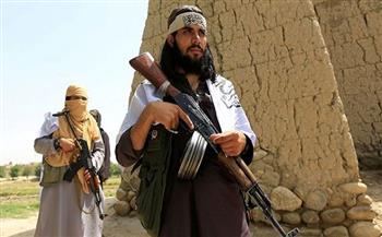 مسلّحو "طالبان" يمارسون الرياضة في جيم القصر الرئاسي بعد السيطرة على كابول (فيديو)