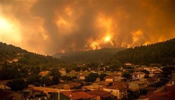 الرئيس الجزائري يثمن جهود الحماية المدنية في السيطرة على حرائق الغابات