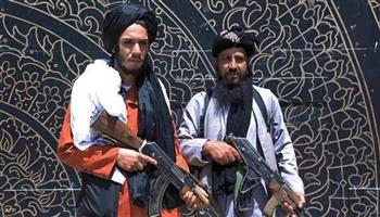 «بتوع سبح مثلا!».. رواد فيس بوك يسخرون من طالبان