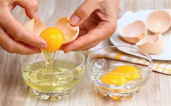 أكل أو ماسكات.. 6 فوائد يمنحها البيض للشعر