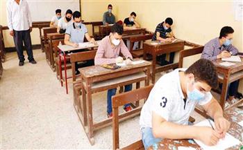   التعليم: 292 ألفا و428 طالبا بالشعبة العلمية أدوا امتحان الجيولوجيا