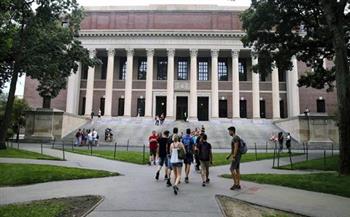 جامعة فيرجينيا تلغي تسجيل 240 طالبا لعدم تلقيهم لقاح كورونا