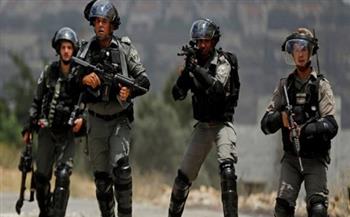 إصابات واعتقالات في صفوف الفلسطينيين عقب اعتداء الاحتلال على وافدين للصلاة بالأقصي