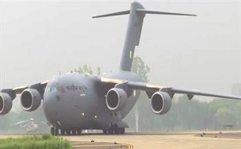 وصول رحلة خاصة تابعة للقوات الجوية الهندية إلى قاعدة "هندون" بالقرب من نيودلهي