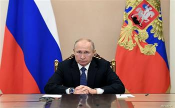الرئيس بوتين: السلاح الروسي يحمي أمن دول كثيرة بشكل موثوق