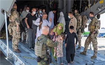 أستراليا ونيوزيلندا تجليان أكثر من 650 شخصا من مطار كابول