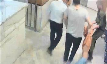 مسئول إيراني يرد بـ«اعتذار» على فيديوهات تعذيب المساجين المروعة