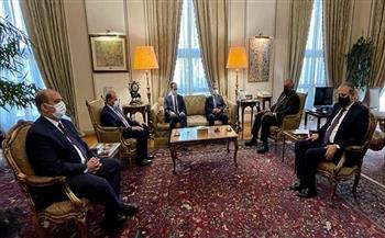 وزير الخارجية يستقبل أعضاء البعثة الدبلوماسية المصرية فى كابول (فيديو وصور)