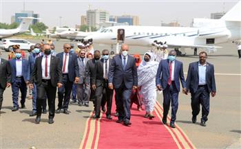 نائب رئيس المجلس الرئاسي الليبي يصل إلى السودان