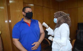 انطلاق حملة لتطعيم العاملين بديوان عام محافظة الأقصر بلقاح "كورونا"