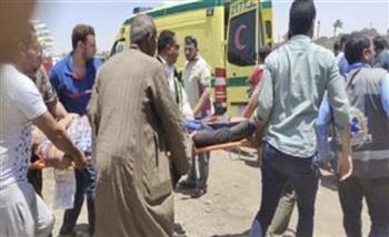 إصابة 16 شخصا فى حادث انقلاب سيارة بطريق أسوان الصحراوى 
