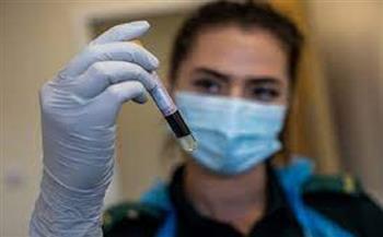 باحثون: تضاؤل الحماية من عدوى فيروس كورونا رغم التطعيم بجرعتين