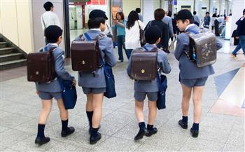 المدارس اليابانية تطبق تدابير مكثفة لمواجهة ارتفاع حالات الانتحار بين الطلاب