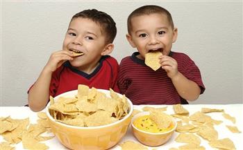 تؤثر على ذكاء الأطفال.. نتائج كارثية للمواد الحافظة بالأطعمة