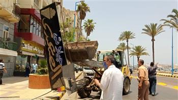 حملة لإزالة الإشغالات بحي الجمرك في الإسكندرية