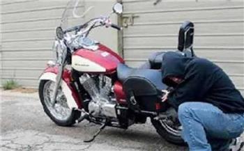 الاعترافات التفصيلية للمتهمين بسرقة متعلقات المواطنين بالجيزة «بدراجة نارية»