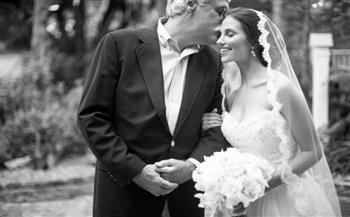  تصرف من أب في زفاف ابنته يبكي رواد فيس بوك