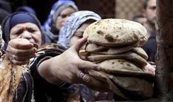 الدقيق يصرف مجانًا.. 13 معلومة عن رغيف الخبز فى مصر 