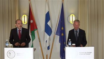 وزير الخارجية الأردني يبحث مع نظيره الفنلندي آخر المستجدات في المنطقة