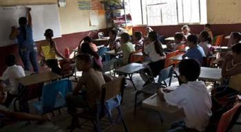 التلاميذ يعودون الى المدارس في المكسيك بعد انقطاع لنحو 17 شهرا