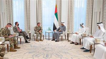 محمد بن زايد وأوستين يبحثان التعاون العسكري بين الإمارات وأمريكا